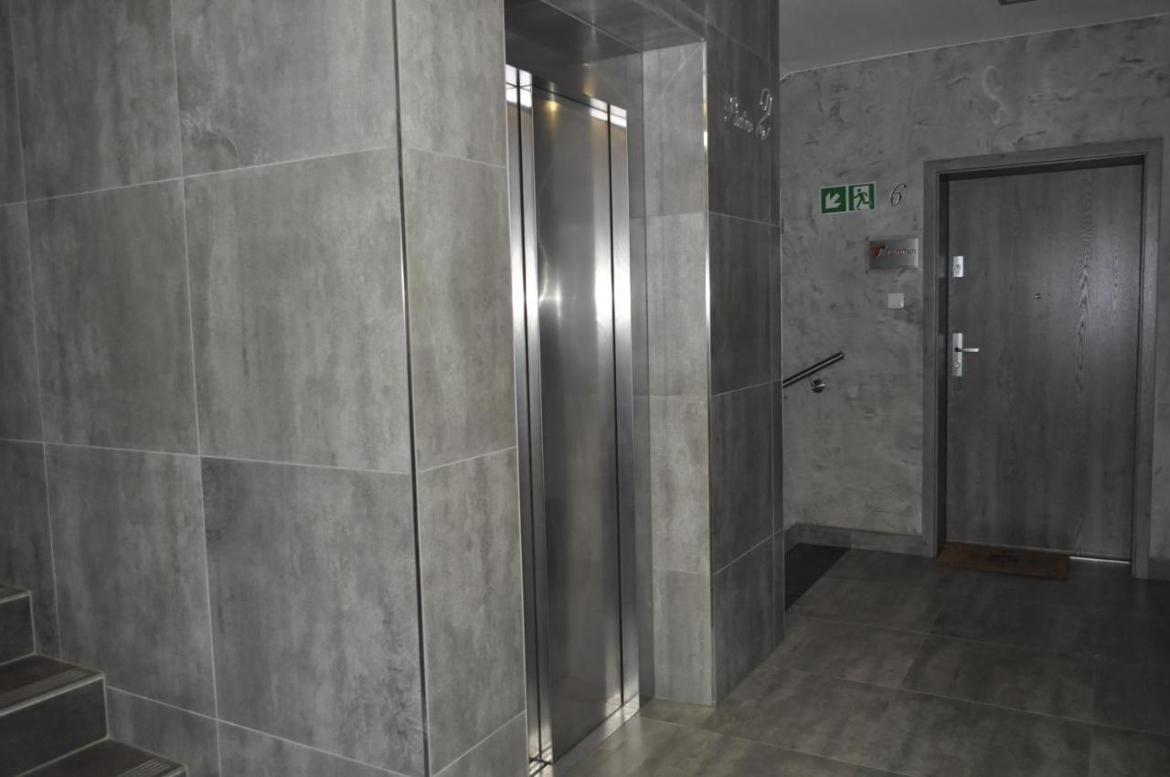 Apartament W Centrum Zielona Gora  Exterior photo